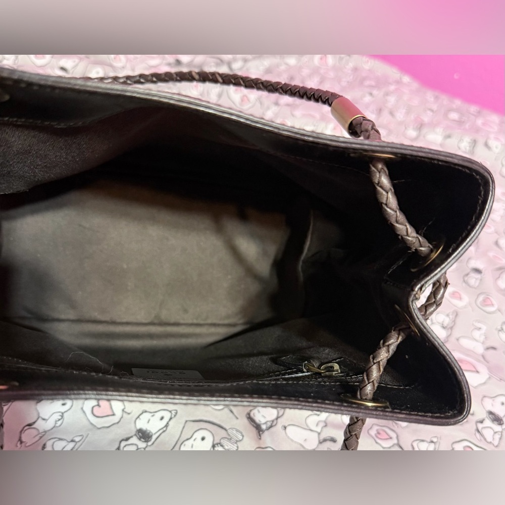 Genuine PreLoved Gucci GG Monogram Canvas, Small, Made in Italy - Picture 7 of 10